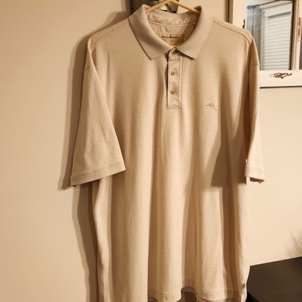 Tommy Bahama short sleeve collared polo shirt